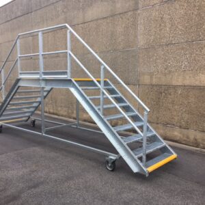Gegalvaniseerde dubbele containertrappen - Platformlengte 2000 mm - Platformbreedte 1000 mm