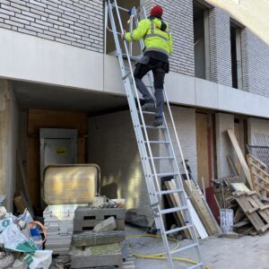 Plate-forme d'accès au chantier